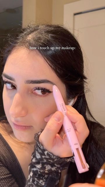 🥰LAPIZ DE MAQUILLAJE 4 EN 1🖊️